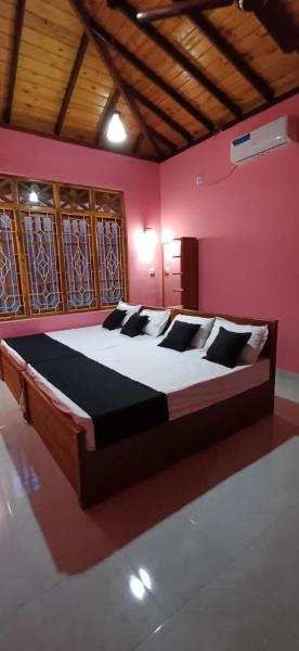 Trinco White Villa